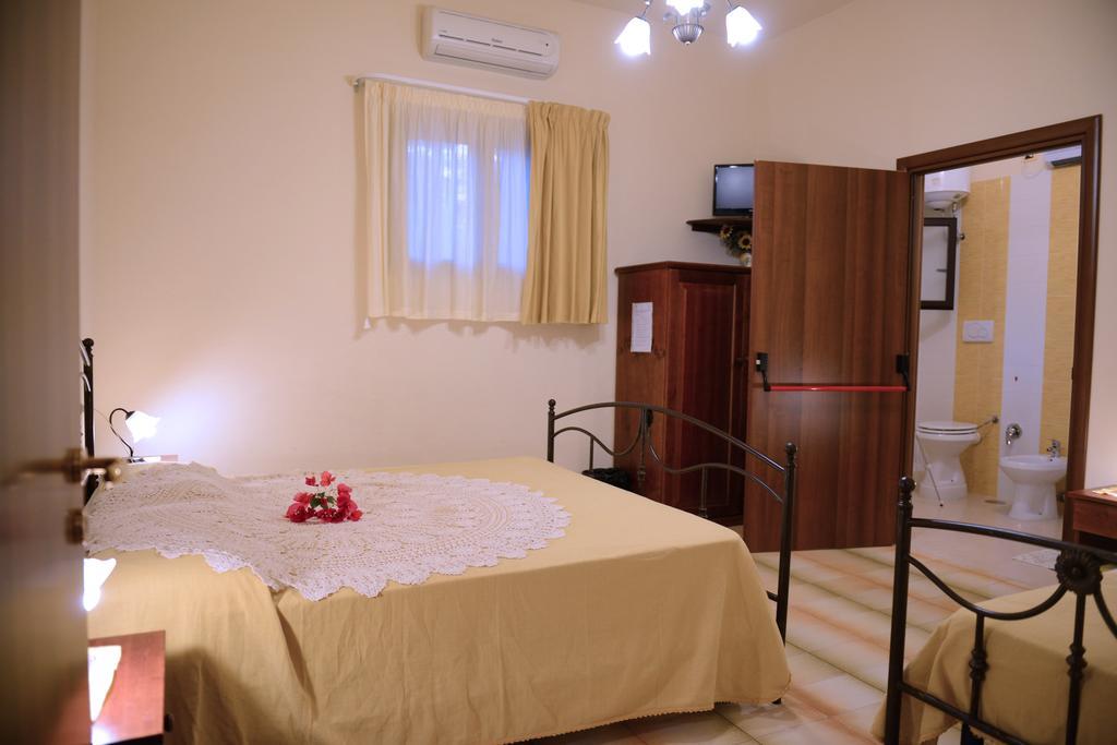 B&B Villa Lucia Mesagne Room photo